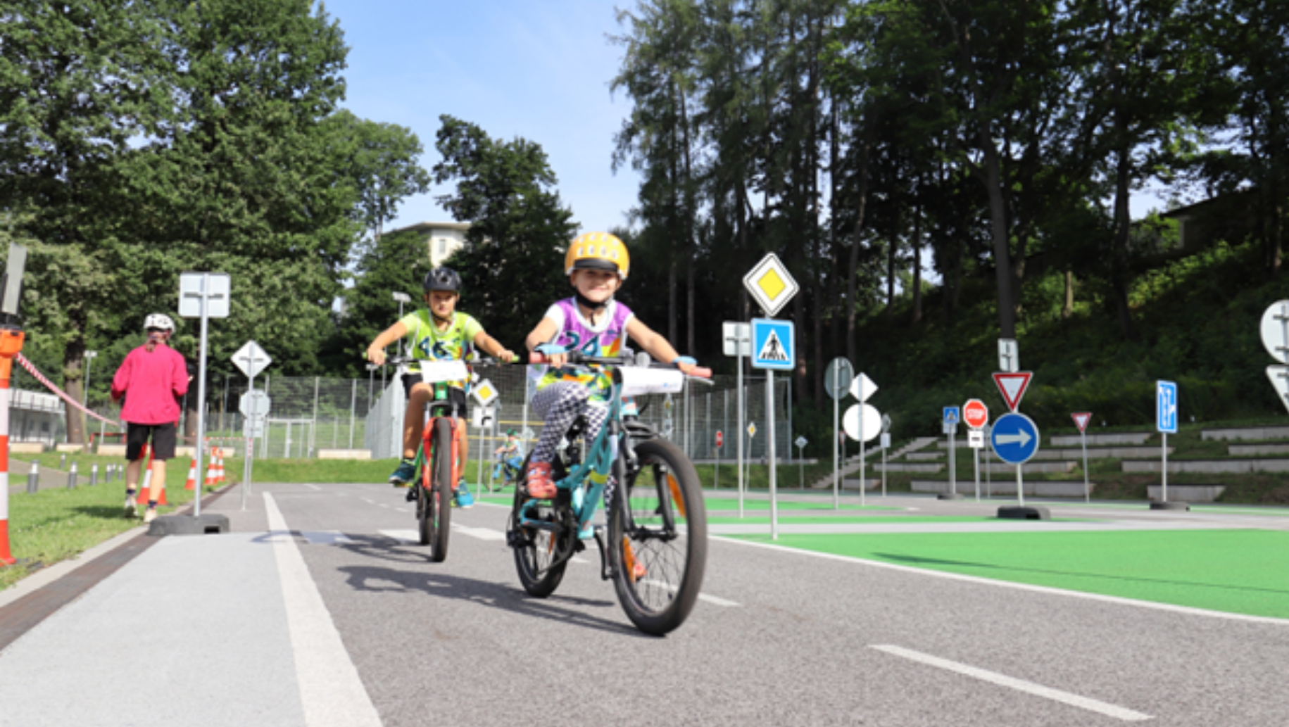 Enfants à vélo